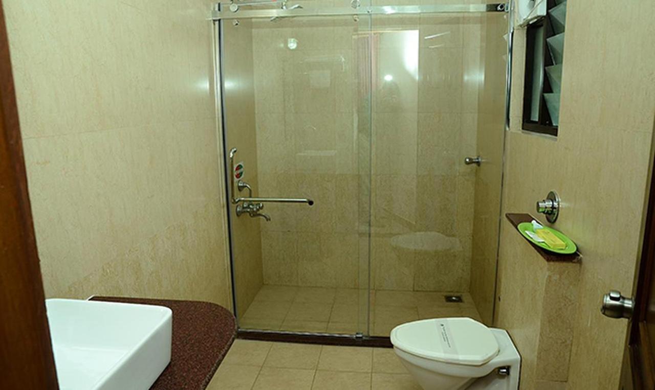 Metro Plaza Hotel By Rak Rooms, Mangaluru Ngoại thất bức ảnh