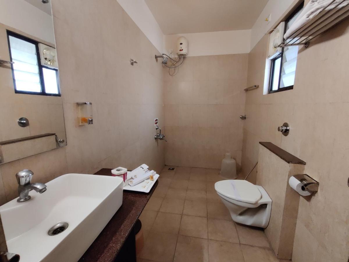Metro Plaza Hotel By Rak Rooms, Mangaluru Ngoại thất bức ảnh