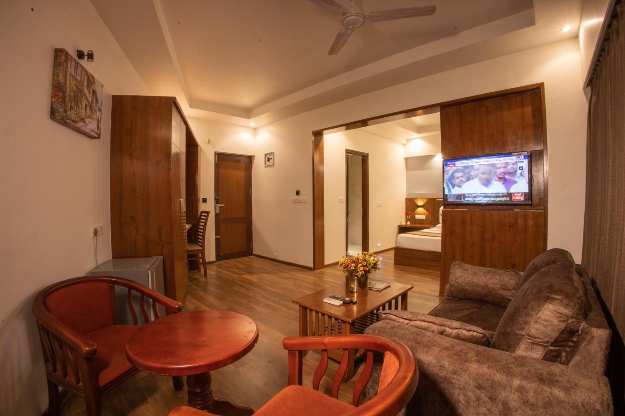 Metro Plaza Hotel By Rak Rooms, Mangaluru Ngoại thất bức ảnh