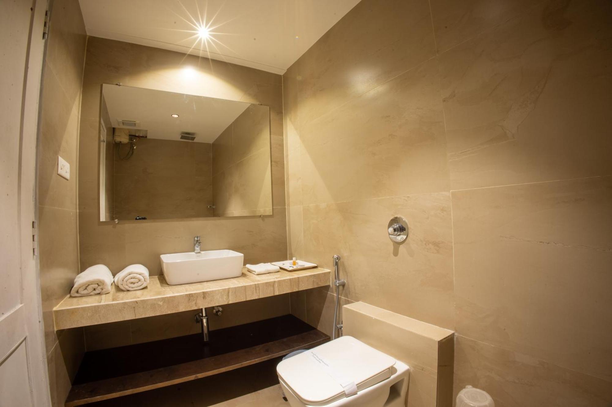 Metro Plaza Hotel By Rak Rooms, Mangaluru Ngoại thất bức ảnh