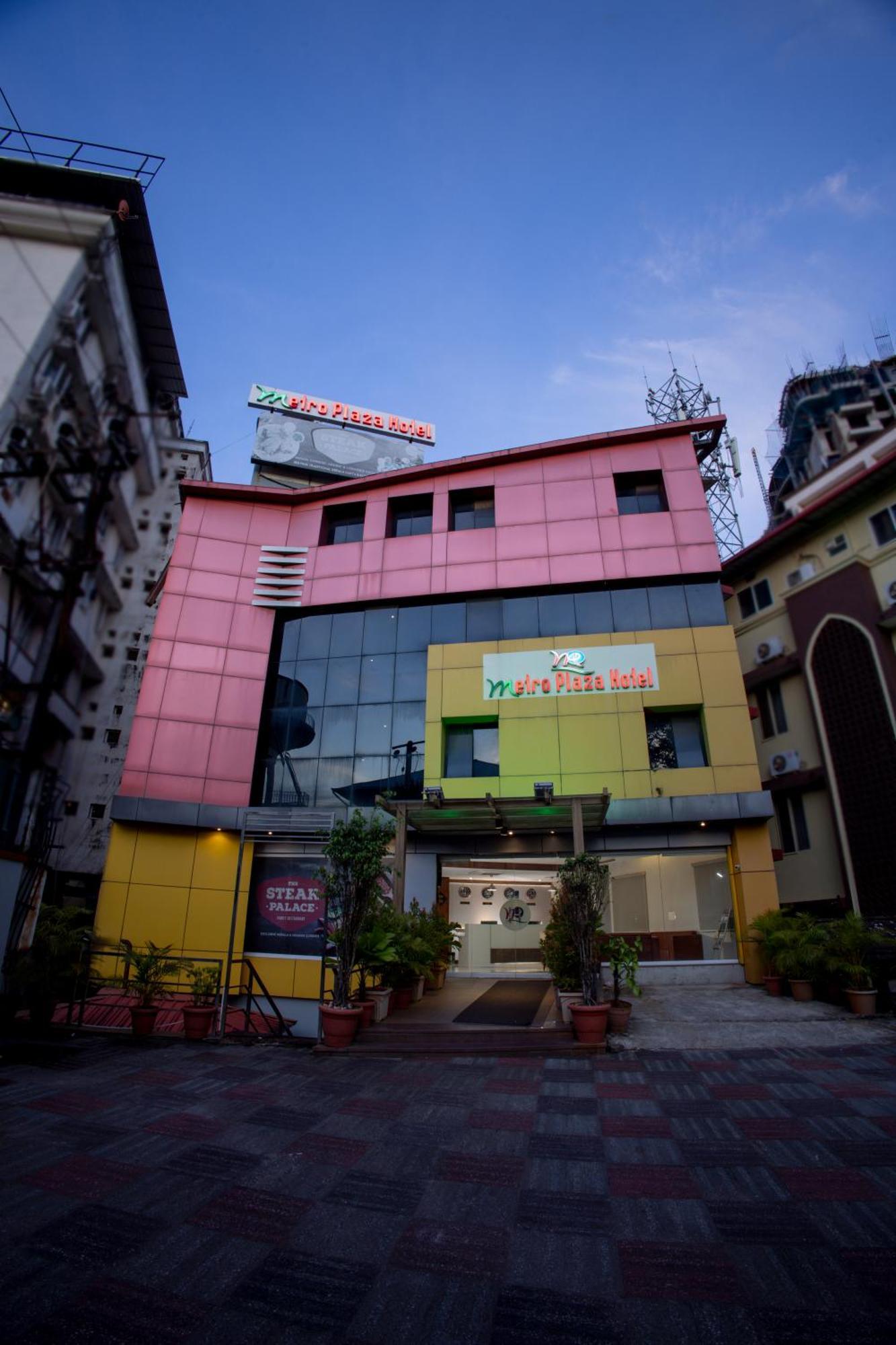 Metro Plaza Hotel By Rak Rooms, Mangaluru Ngoại thất bức ảnh