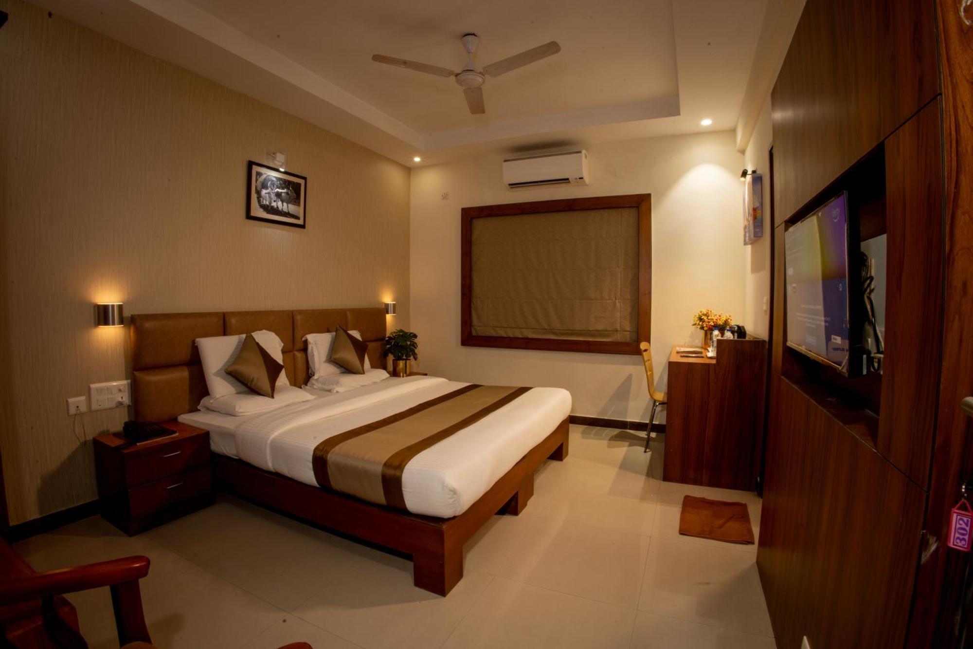 Metro Plaza Hotel By Rak Rooms, Mangaluru Ngoại thất bức ảnh