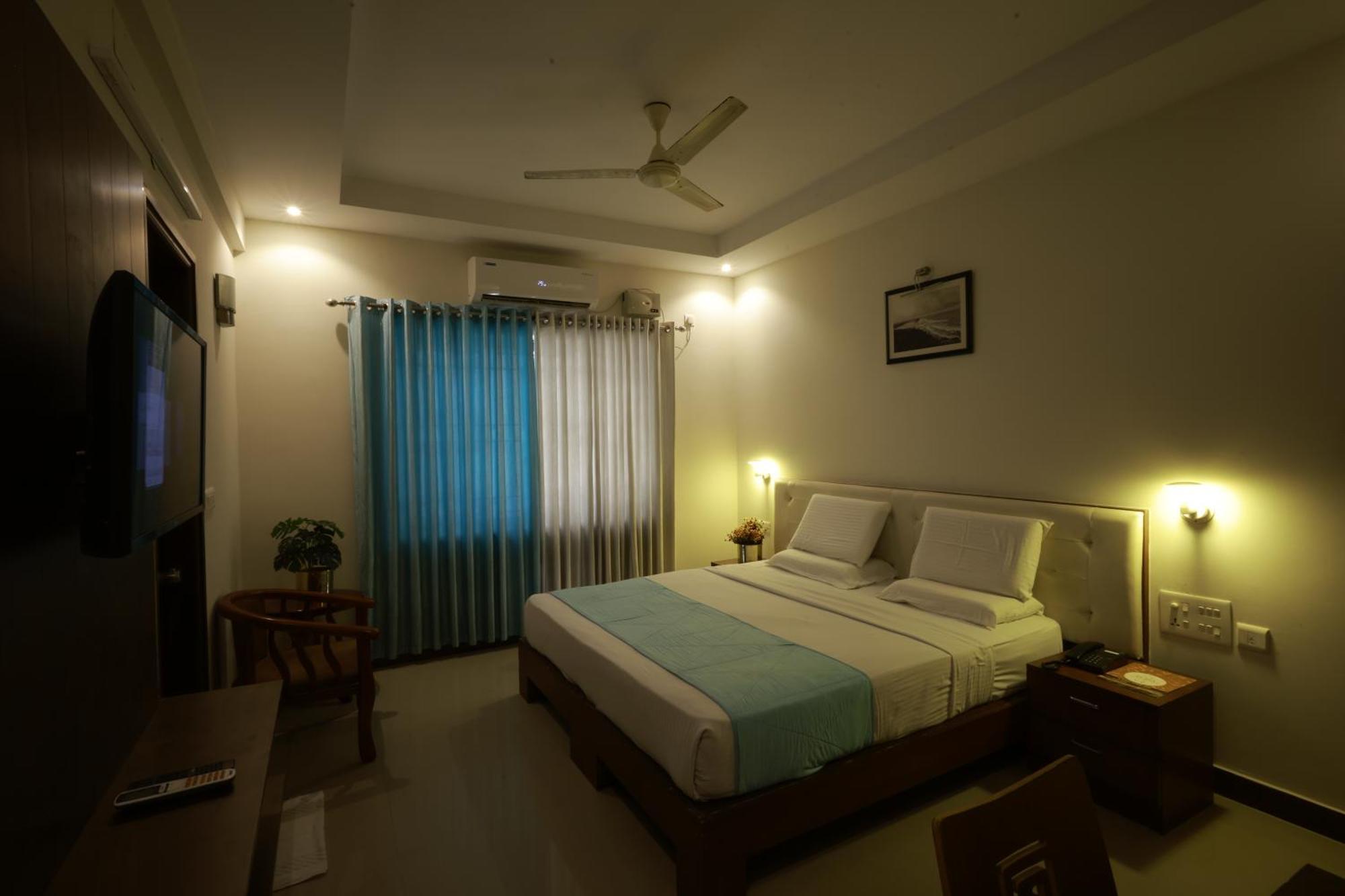 Metro Plaza Hotel By Rak Rooms, Mangaluru Ngoại thất bức ảnh